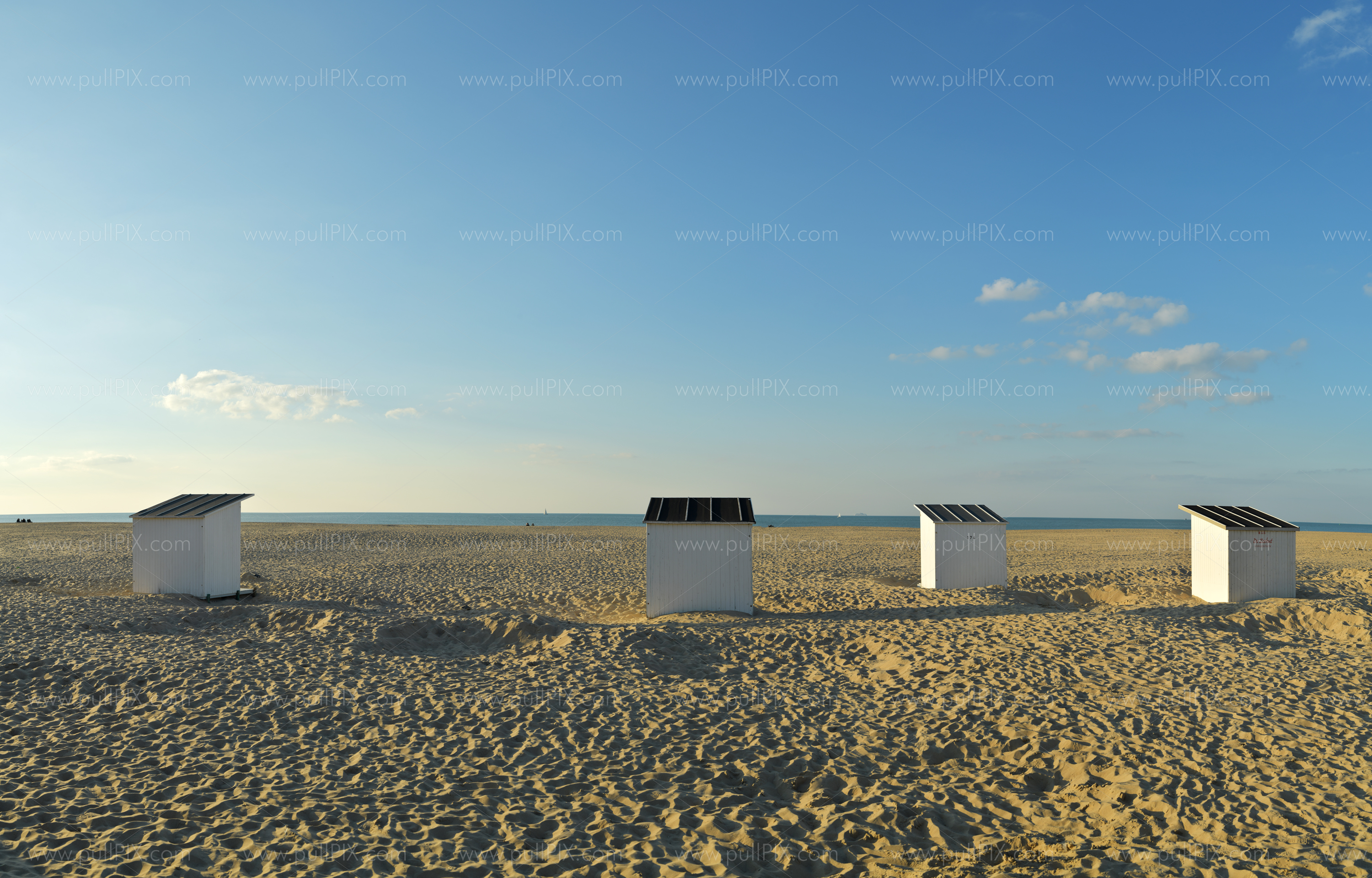 Preview Strandhuetten Ostende.jpg